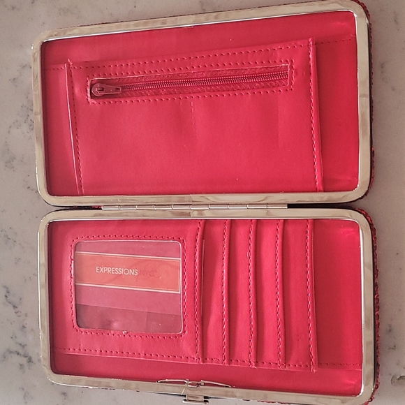 Wallets - Picture 6 of 6